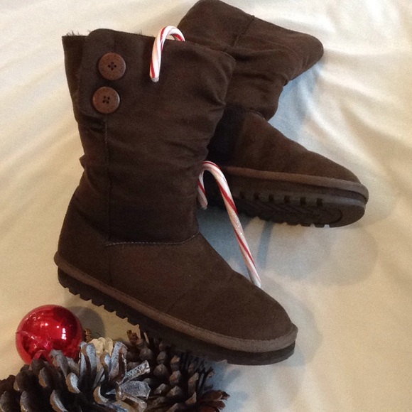 Skechers Shoes - 🔥SALE🔥Skechers Australia Boots